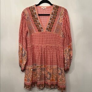 Easel Pink & Peach Printed Neckline Dress